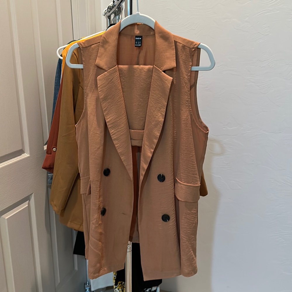 Shorts with vest jacket